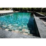 Kit construction Piscine béton (Enduite, Peinte, Carrelée), éclairage LED couleur, télécommande, coffret 100 V.A.